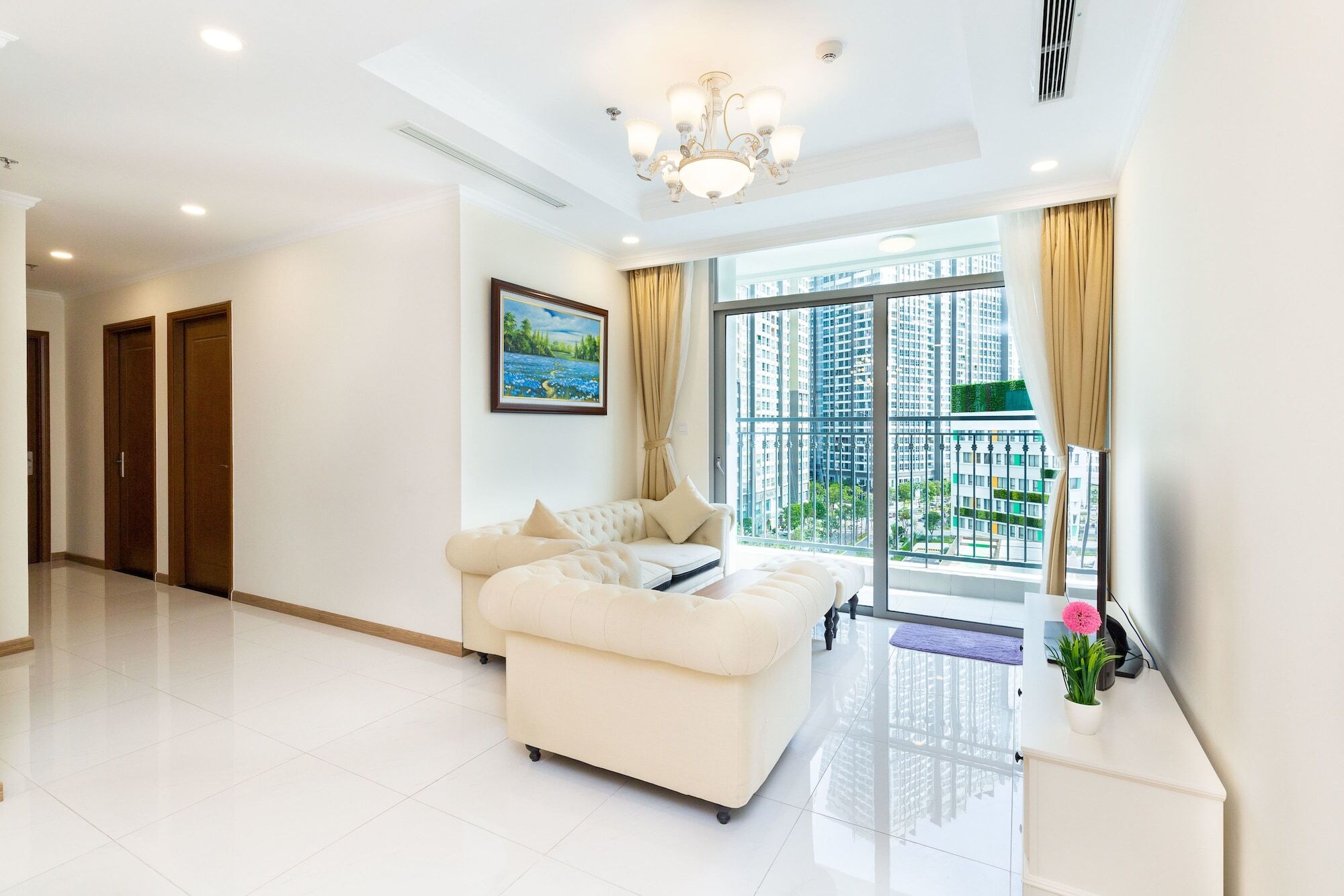 Vinhomes Park - Luxury